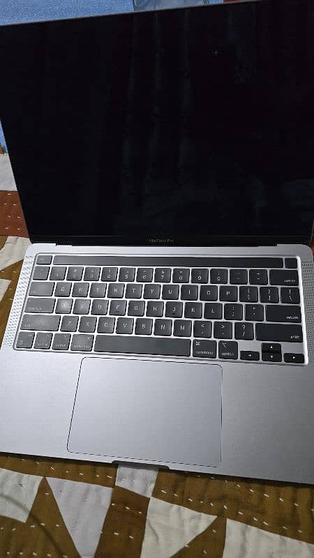 MACBOOK PRO M1 2020 4