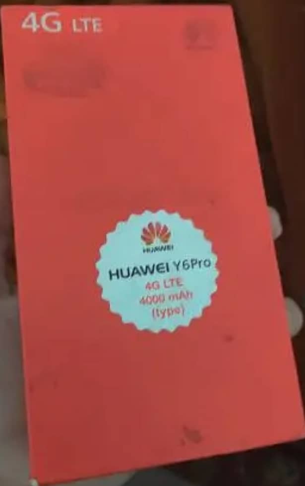 Huawei y6 pro mobile & box 2