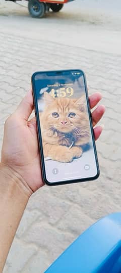 iPhone 11 Pro Max (Location Harappa Station )