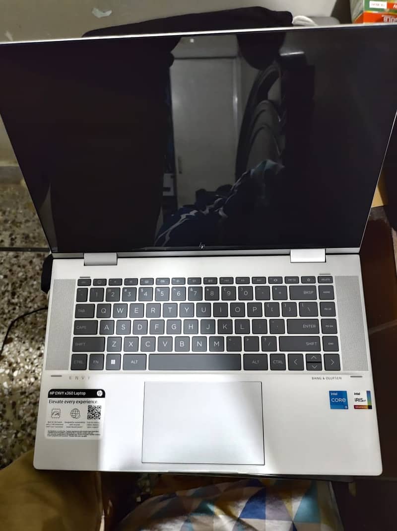 HP ENVY WITH BOX, HP 840 G5, HP 840 G3 8