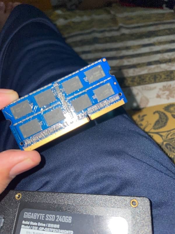 240 GB SSD with 8 gb ram chip 2