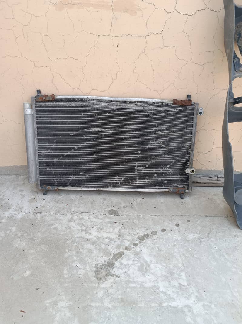 Genuine Radiator (Damaged) Toyota corolla GLI 2018 for immediate sale 1