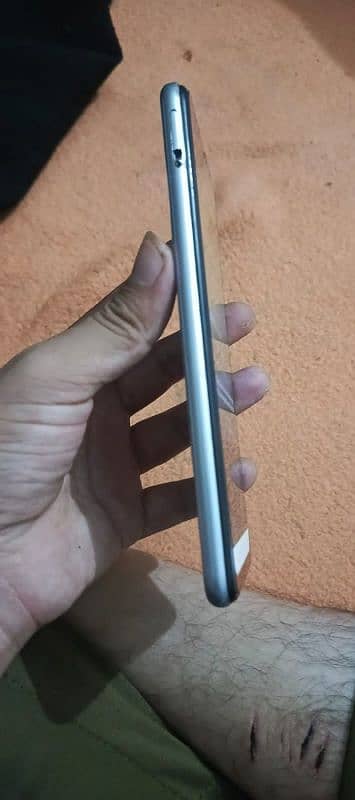 vivo y 20 4gb. 64 gb 2