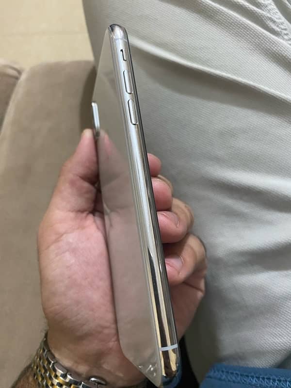 iphone X 64gb PTA approved face id fail 3