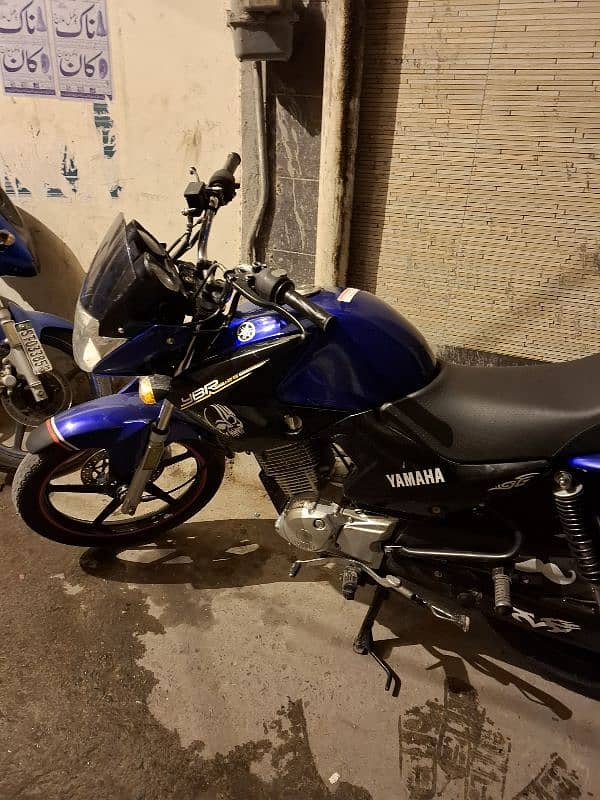 ybr 125 2021 model lush condition number nai laga hua 0