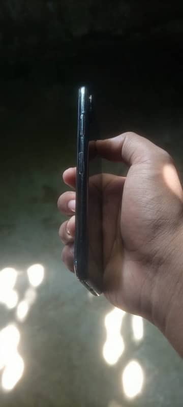 i phone x non pta 10/10 factory unlock 81 health 3