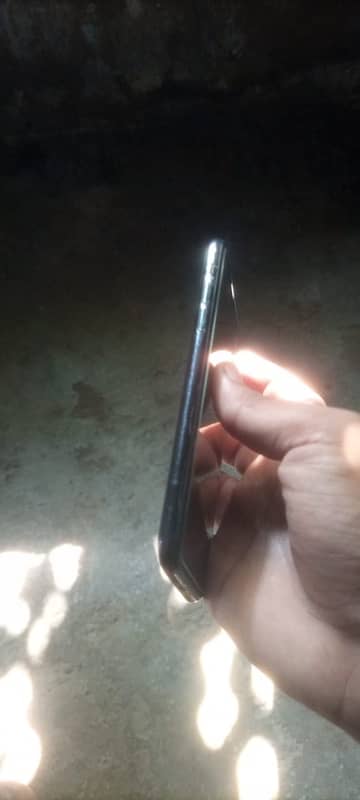 i phone x non pta 10/10 factory unlock 81 health 7