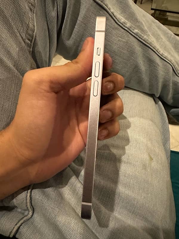 iphone 14 plus. 5