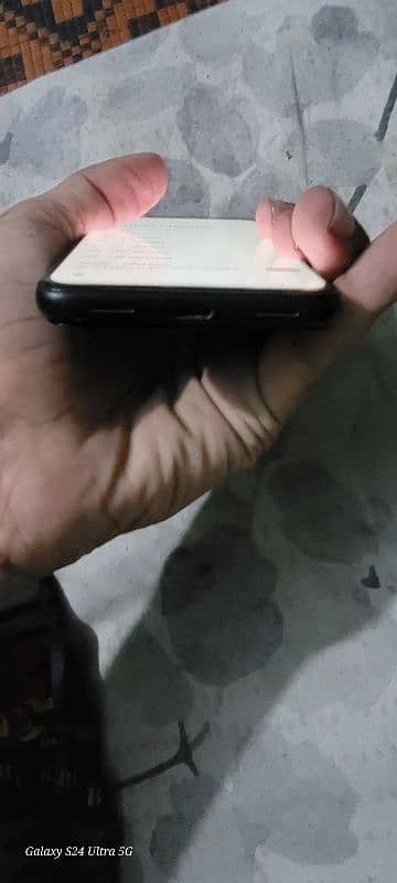 pixel 4 6/64gb conditon 10/10 4