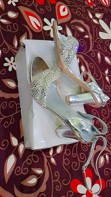 silver sandal for wedding 1