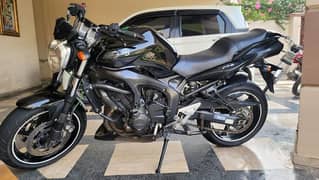 YAMAHA FZ6