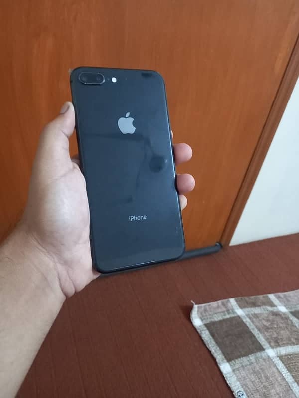 iPhone 8 plus 3