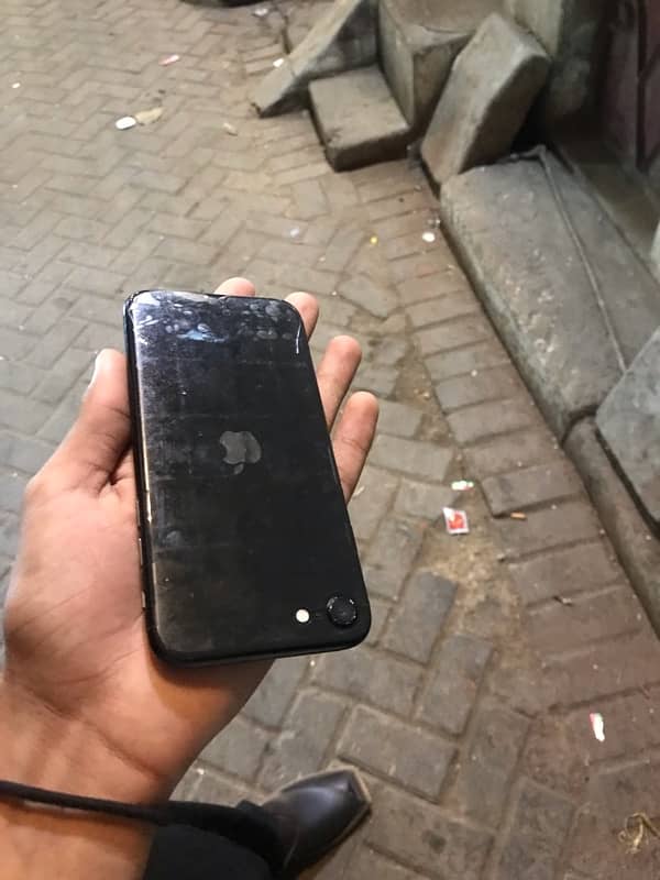 iphone se2020 3