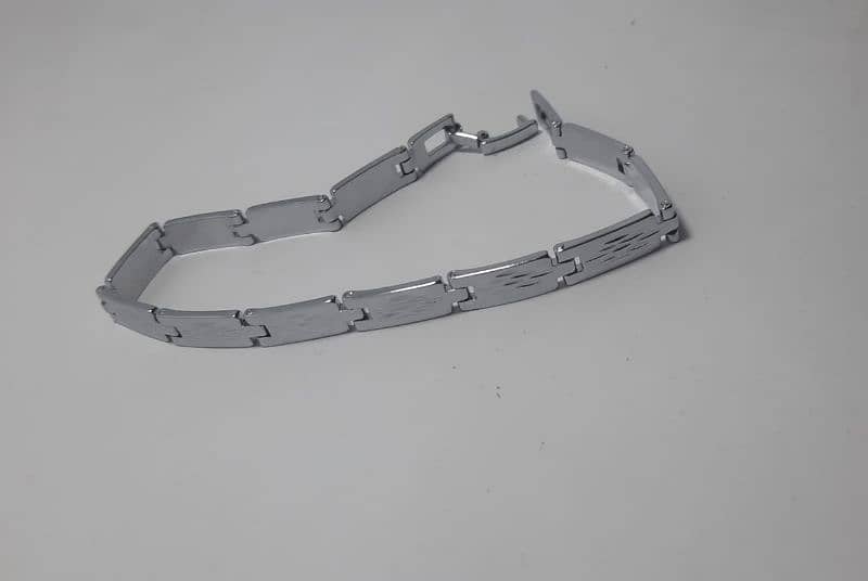 New braclet for men in silver colour stainless steel 1