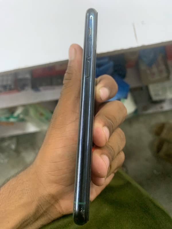 iPhone 11 pro 64 gb non PTA 0