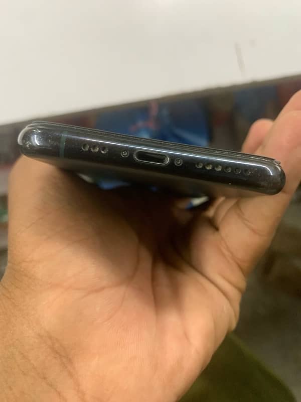 iPhone 11 pro 64 gb non PTA 1