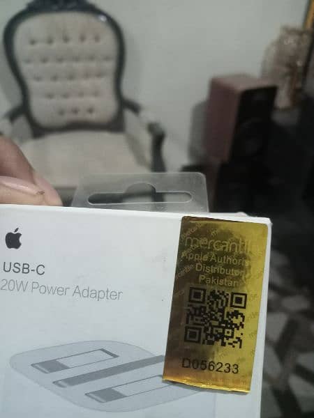 iPhone mercantile original charger 0