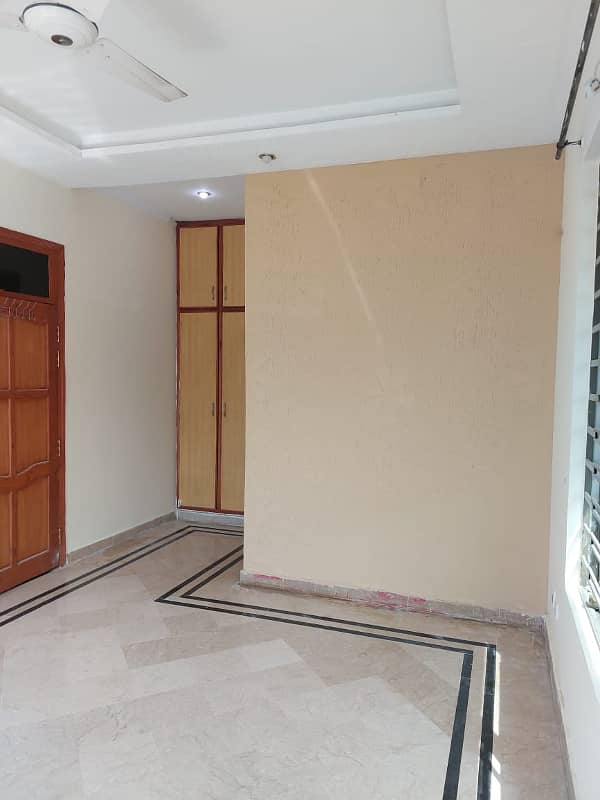 1 Kanal 6 Bed Portion For Rent Available in Bahria Phase 2 3