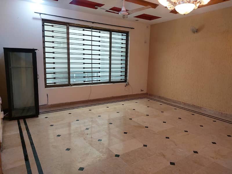 1 Kanal 6 Bed Portion For Rent Available in Bahria Phase 2 5