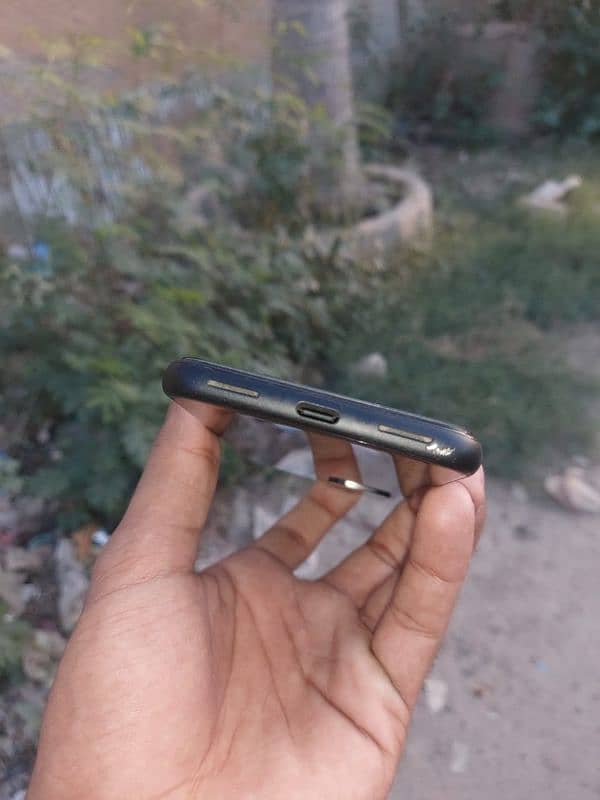 Google Pixel 4 urgent sale 2