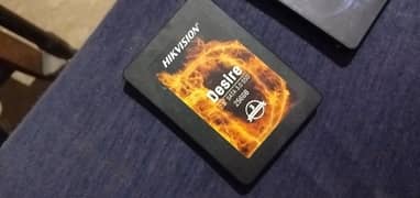 2.5 inch SATA 3.0 Ssd 256 GB, two pieces