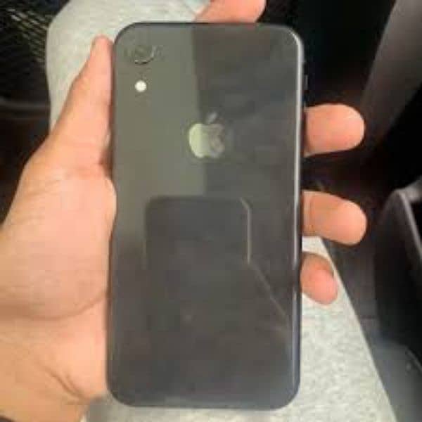 iphone XR 1