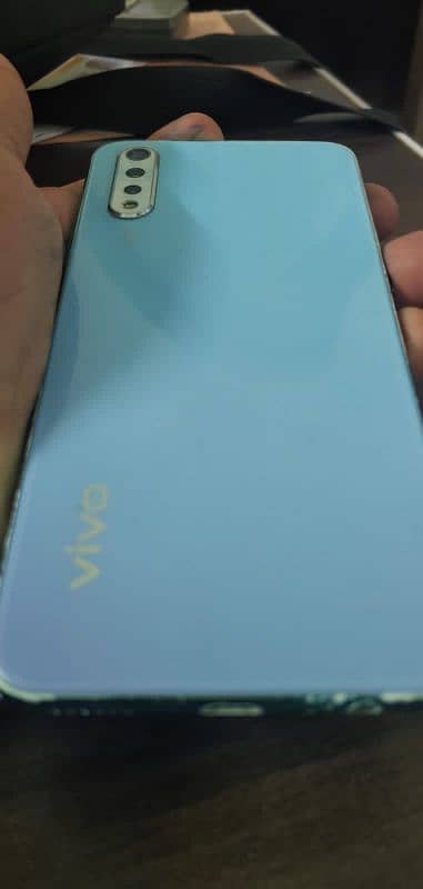 vivo s1 0