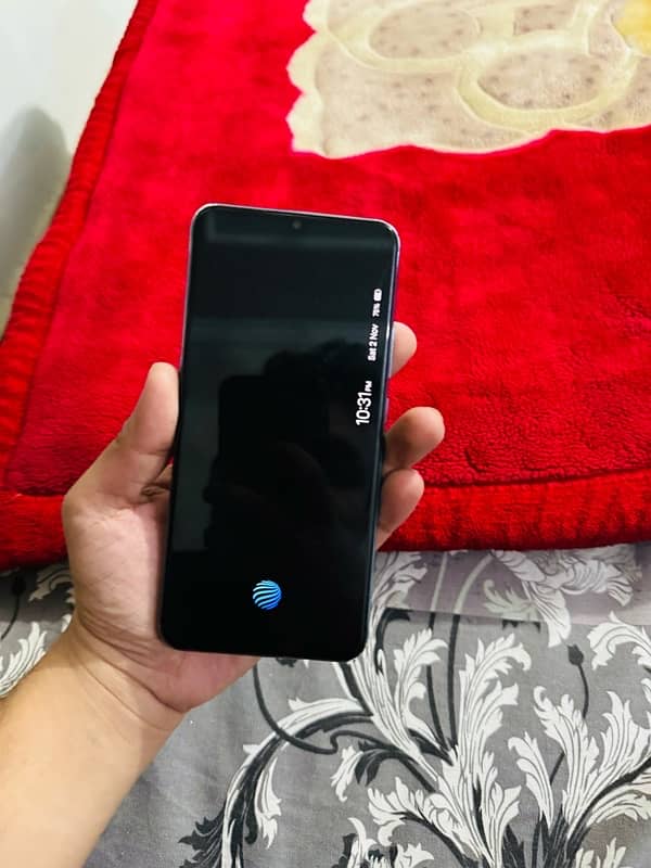 vivo s1 4/128gb 10