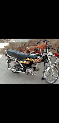 Muje bike ki need hai union star