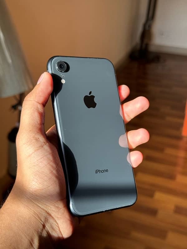 iPhone Xr 0