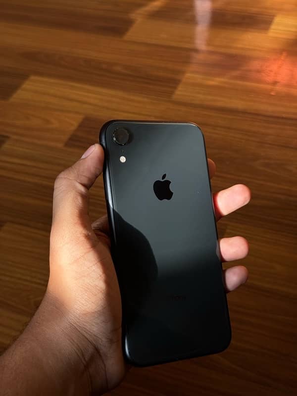 iPhone Xr 7