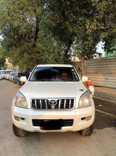 Toyota Prado 2003 tx limited 7 seater biege room