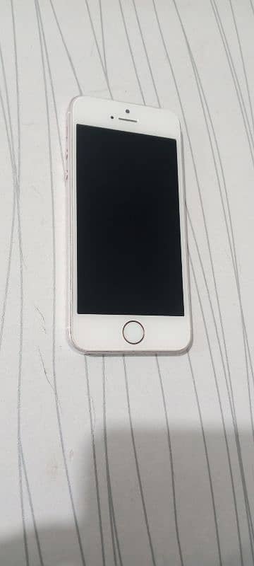 Apple IPHONE SE 2016 (1st generation) 6