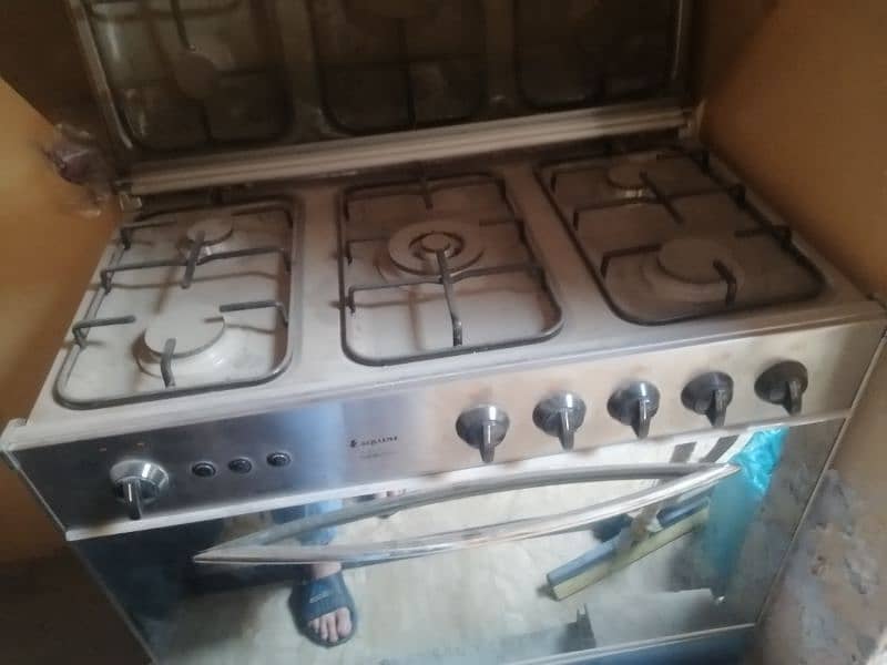 Cooking Range + Baking Oven 4