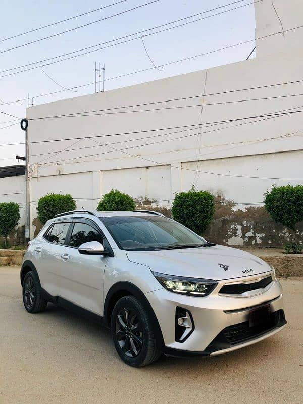 KIA STONIC 2022 ex plus top of the line 3