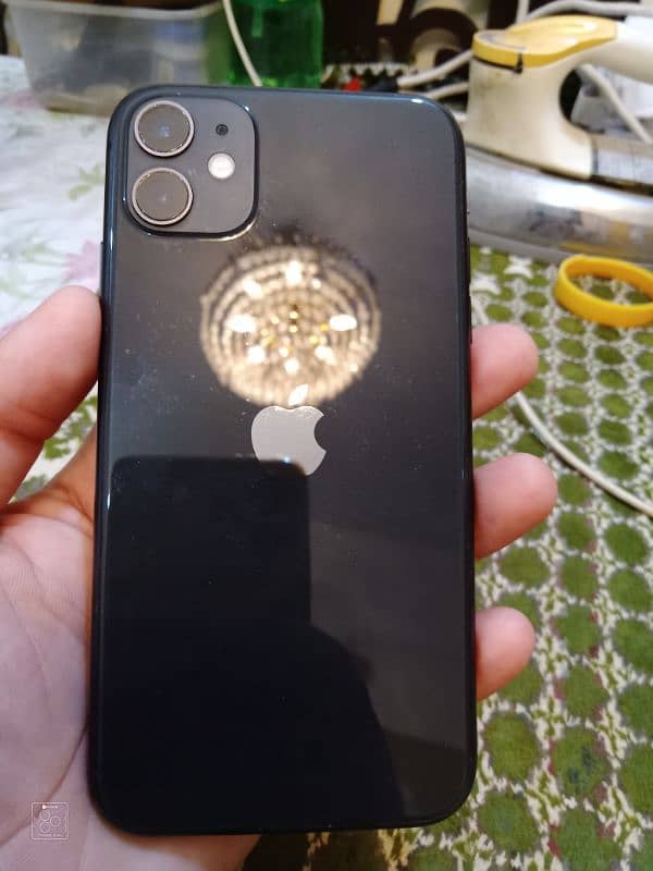 Iphone 11  Sealed icloud locked exchange possible x 0