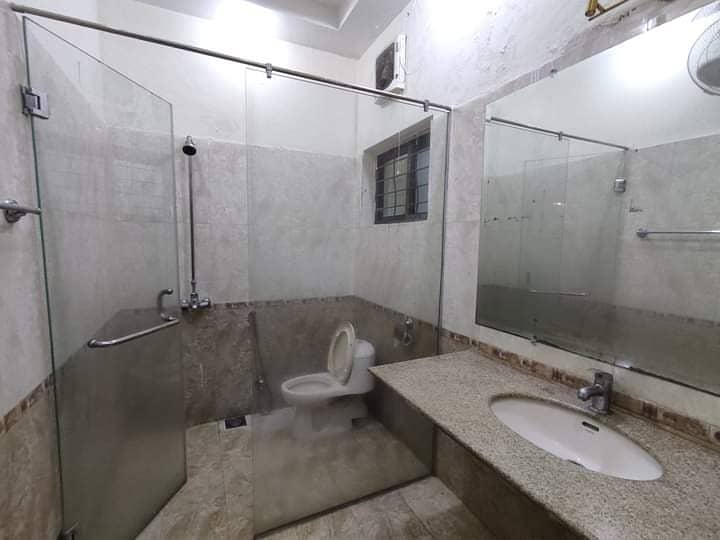 1 Kanal Upper Portion For RENT In DHA Lahore Phase 3 Near Beconyhouse School 19