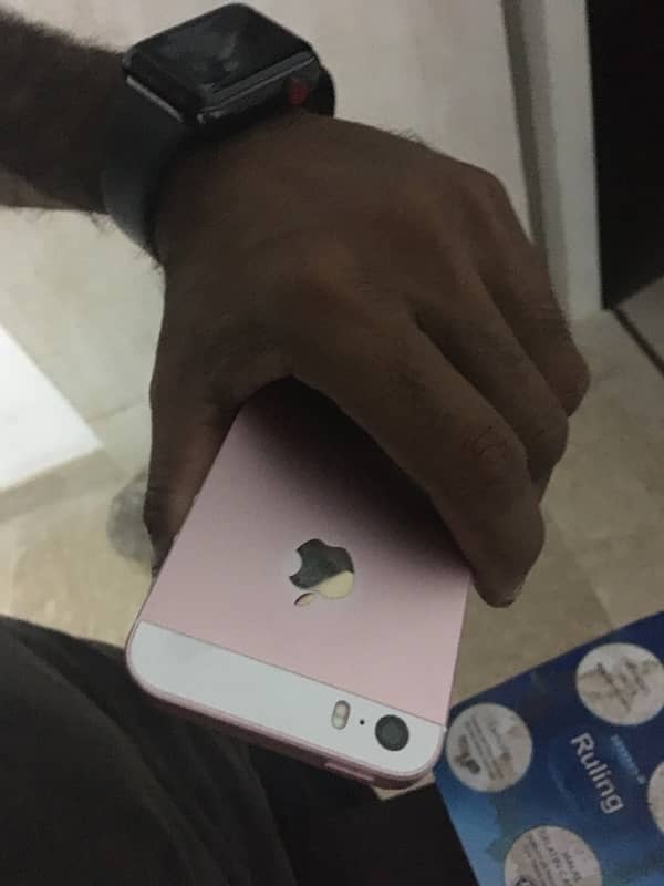 iPhone SE PTA APPROVED 8