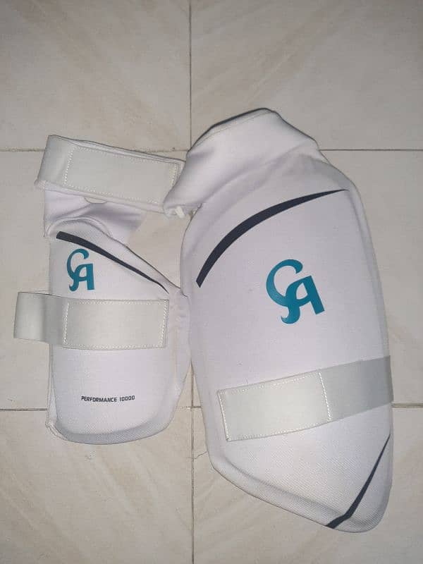 CA Thigh Pad 0