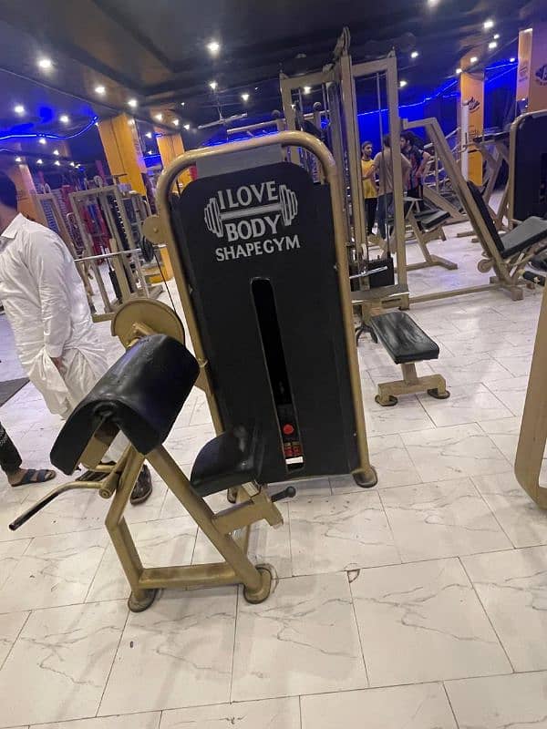 gym equipment 16