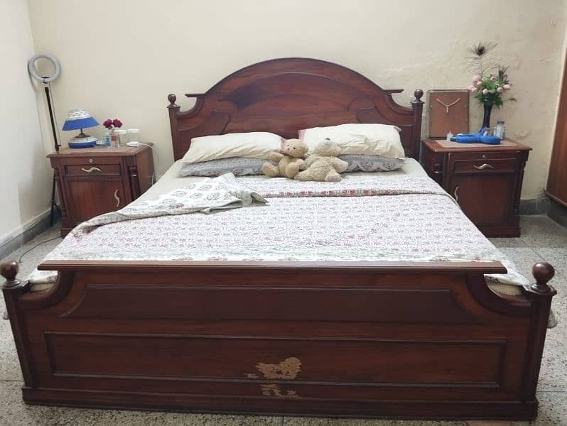 pure wooden king size double bed with side tables 5