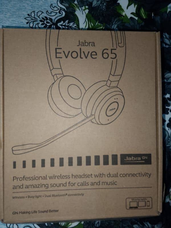 Jabra Evolve 65 Headphones 0