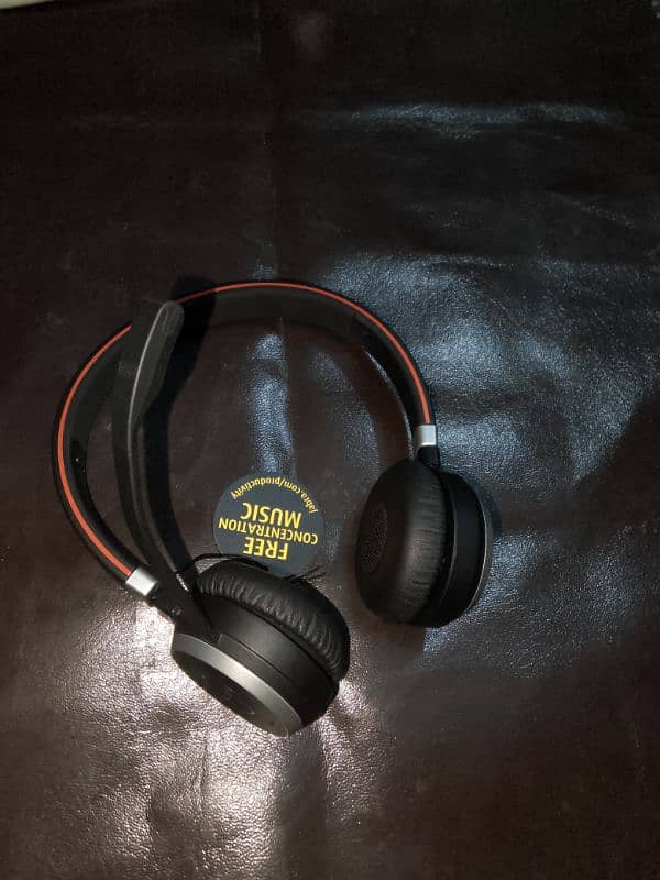 Jabra Evolve 65 Headphones 1