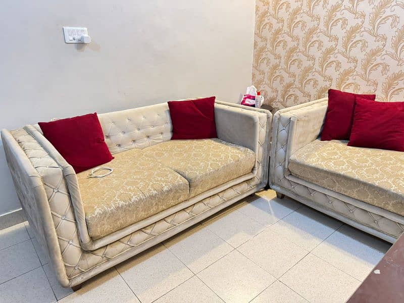 5 Seater Sofa Set 0