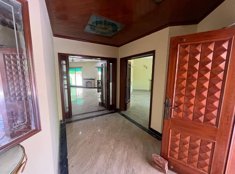 1 Kanal House For Rent IN DHA Phase 4 Near CCA Commkercial 36