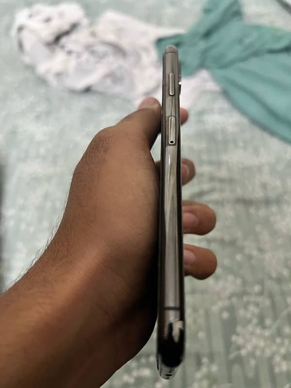 iPhone xsmax 64gb nonpta 2