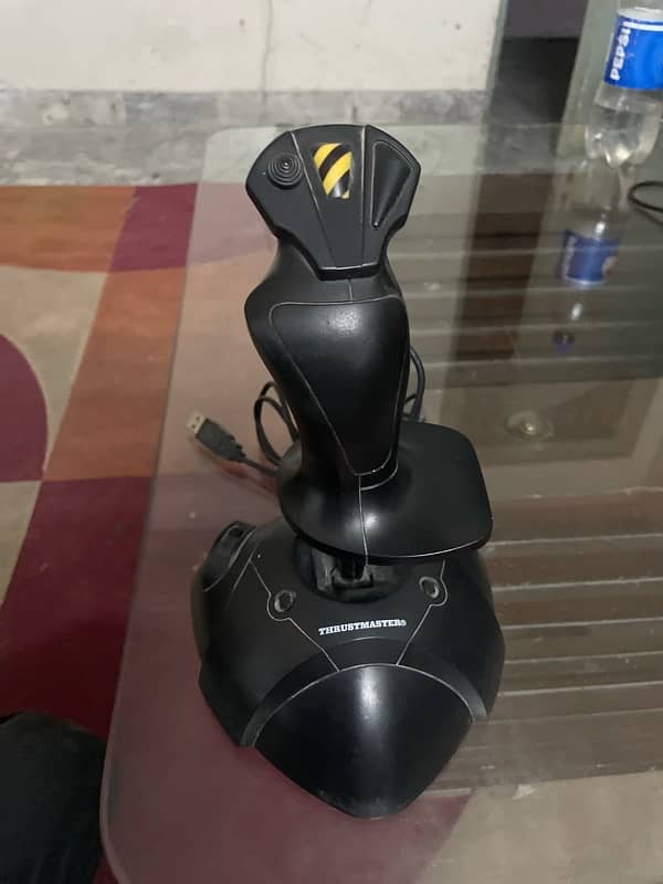 Thrustmaster joystick pc 2