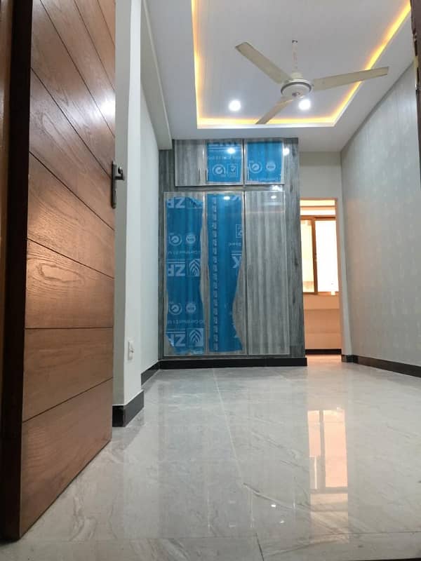 FLAT FOR RENT G-10 MARKAZ 0