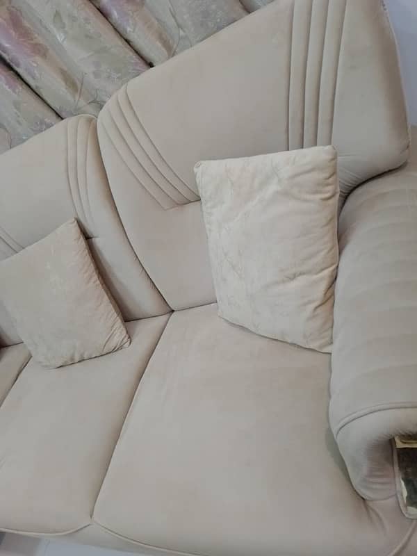 5 seater sofa 3