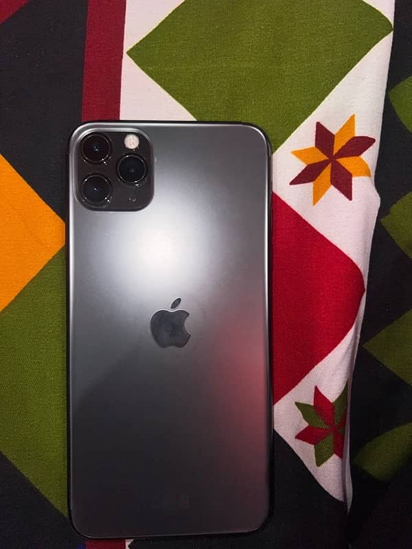 iPhone 11 Pro Max 512GB Non PTA 1